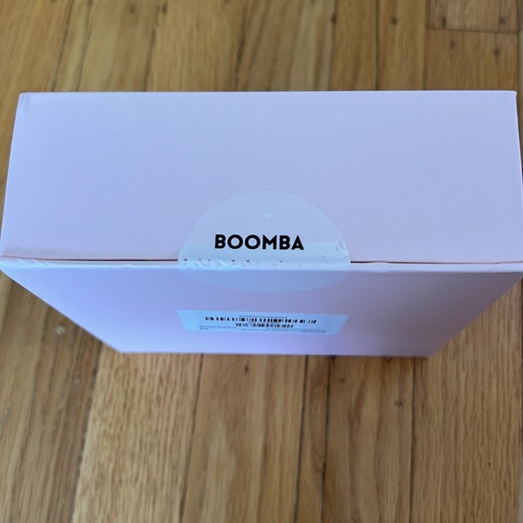 BNIB Boomba Invisible Lift Inserts XS AA Chocolate Cocoa sticky bra adhe… - Picture 2 of 4